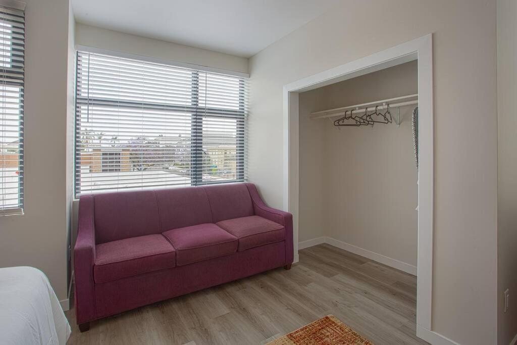 Comfy With Cali King Size Mattress Appartement *