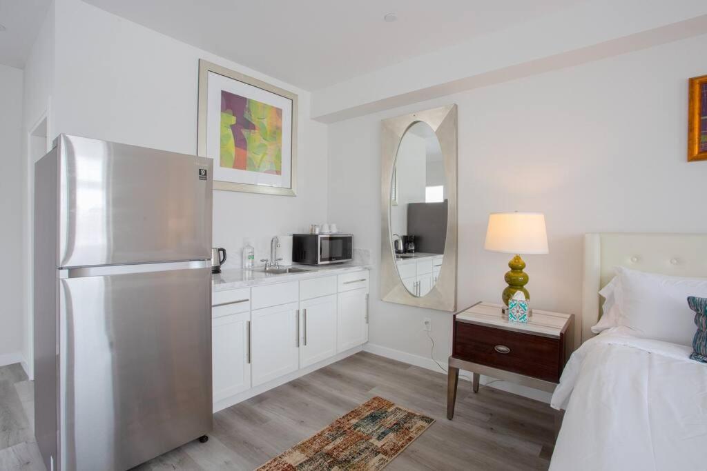 Appartement Comfy With Cali King Size Mattress